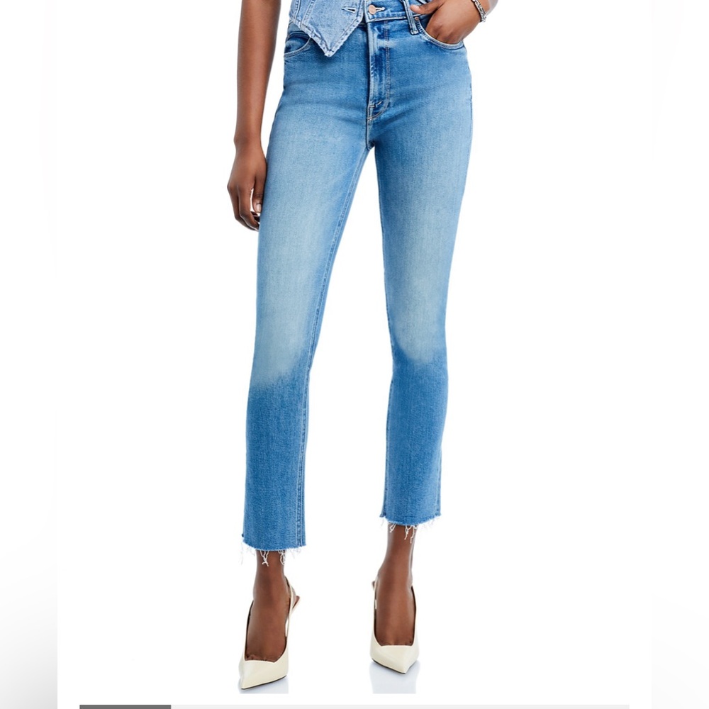 MOTHER Dazzler Mid Rise Ankle Fray Jeans in Riding The Cliffside